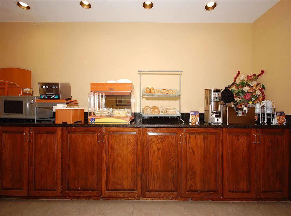 Best Western Plus Edison Inn Garner Restaurant bilde